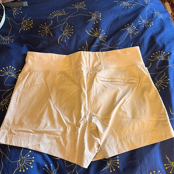 Athleta Trekkie North Shorts - Picture 2 of 3